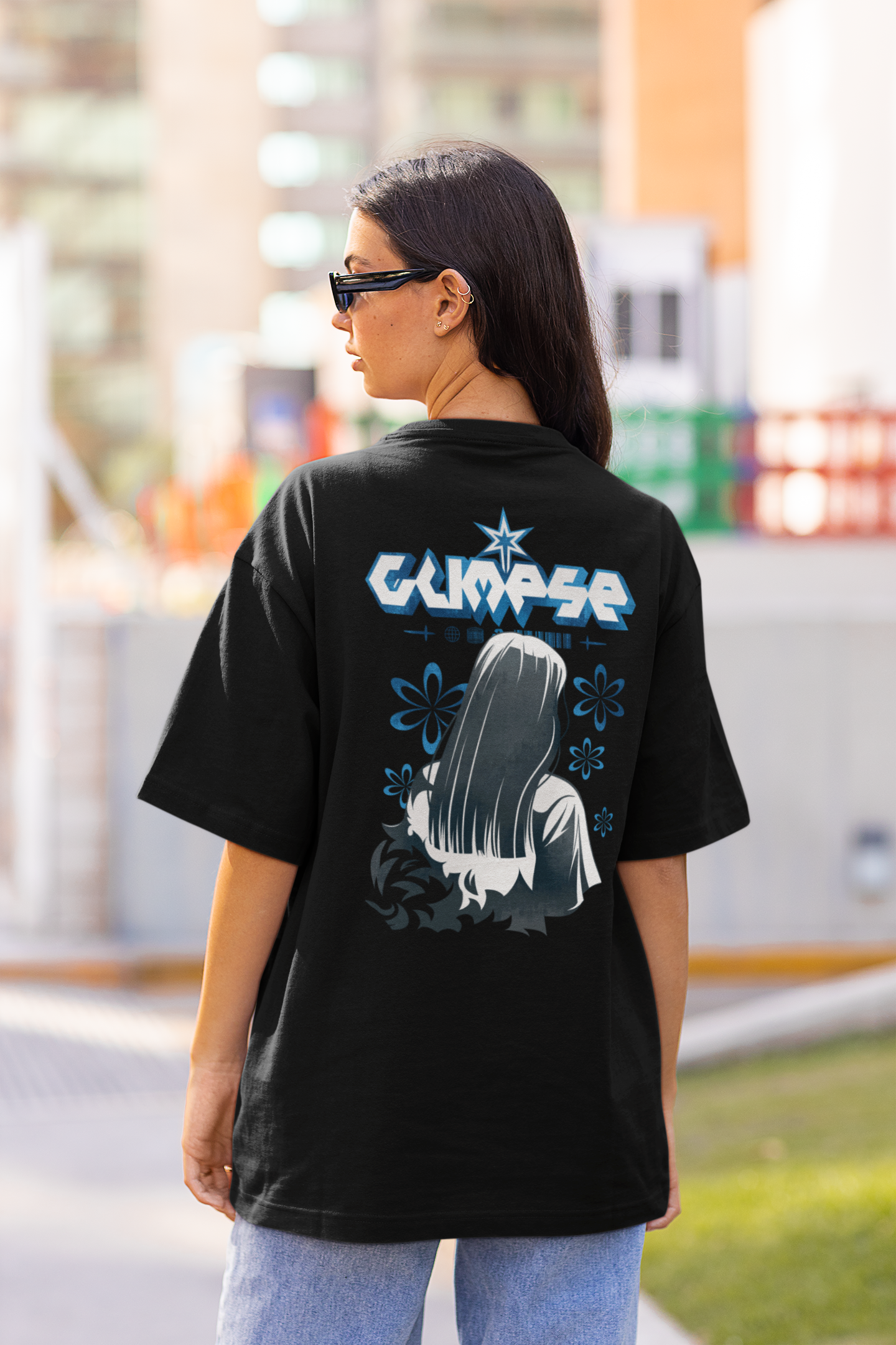 Glimpse Oversized T-Shirt