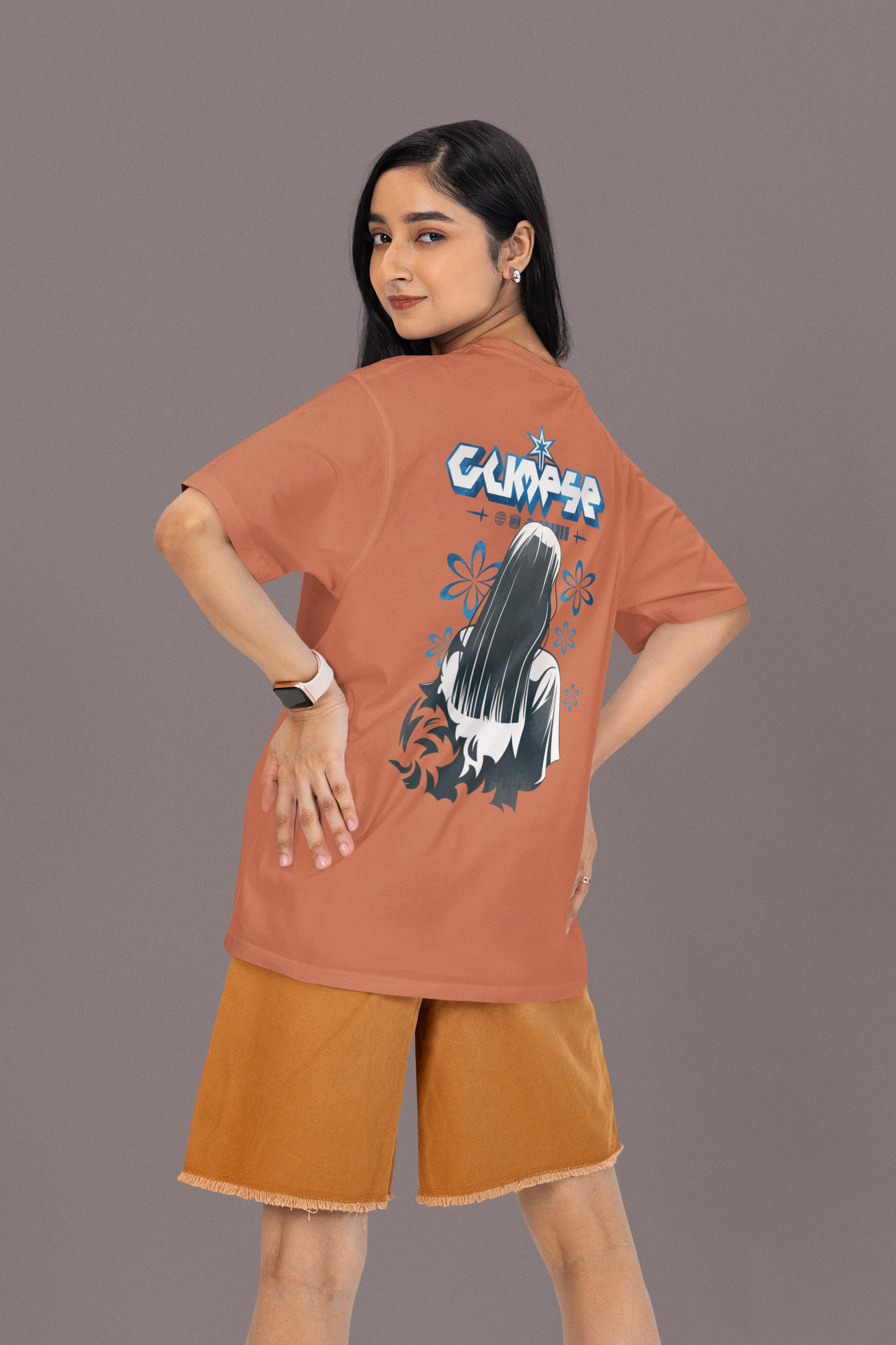 Glimpse Oversized T-Shirt