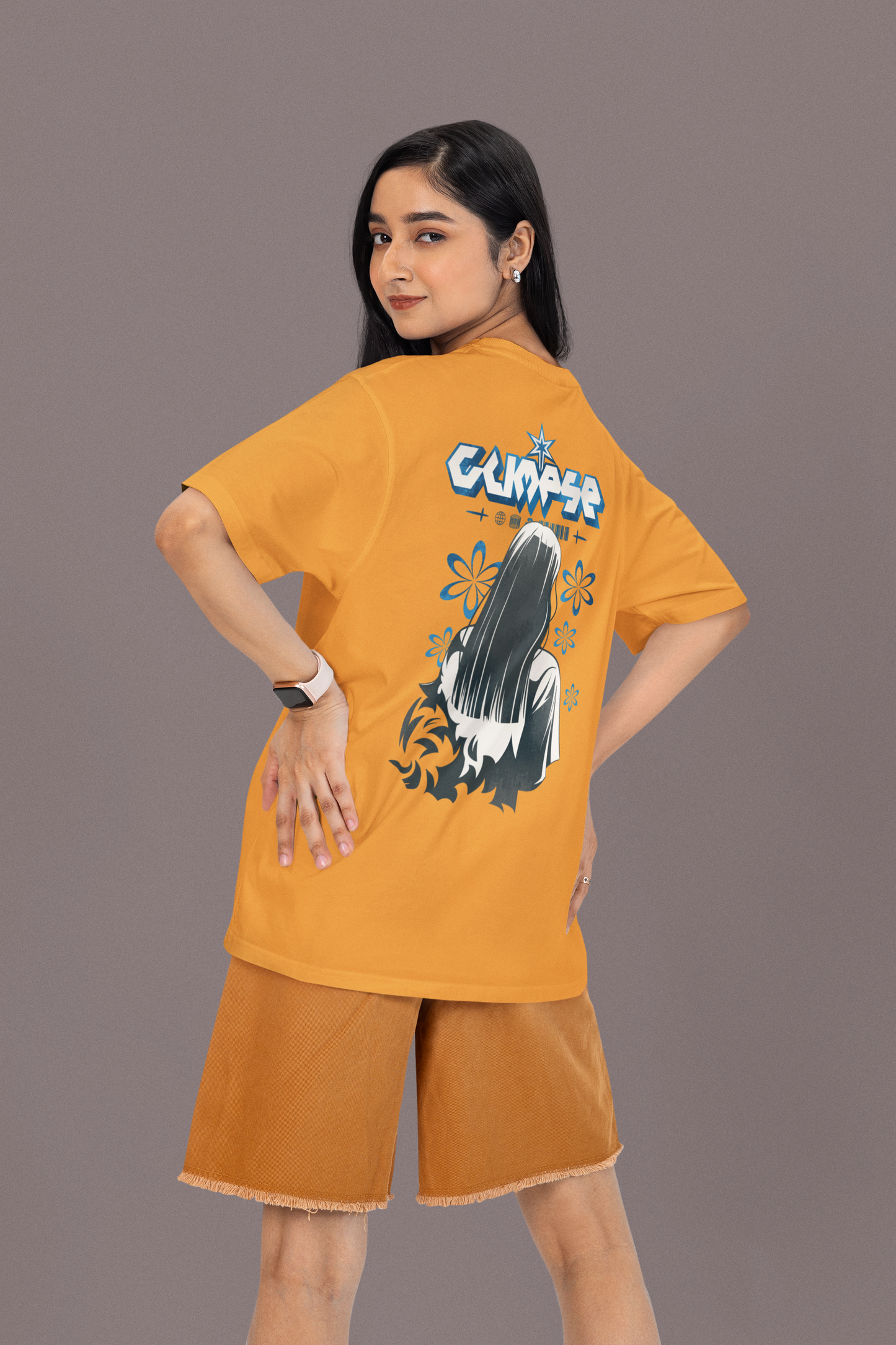 Glimpse Oversized T-Shirt